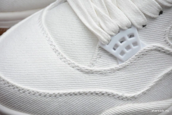 AO2571 Air AO2571 (Levi's 100 Retro Tag) 4 Levi's Jordan White 100 1012